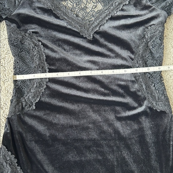 Anthropologie Long-Sleeve Mock-Neck Lace Velvet Midi Slip Dress Evening XS NWT - Picture 13 of 15